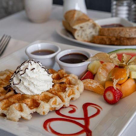 Chez Truchon Bistro-Auberge La Malbaie Luaran gambar