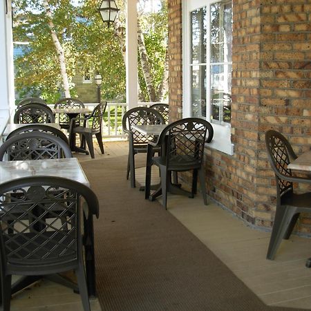 Chez Truchon Bistro-Auberge La Malbaie Luaran gambar