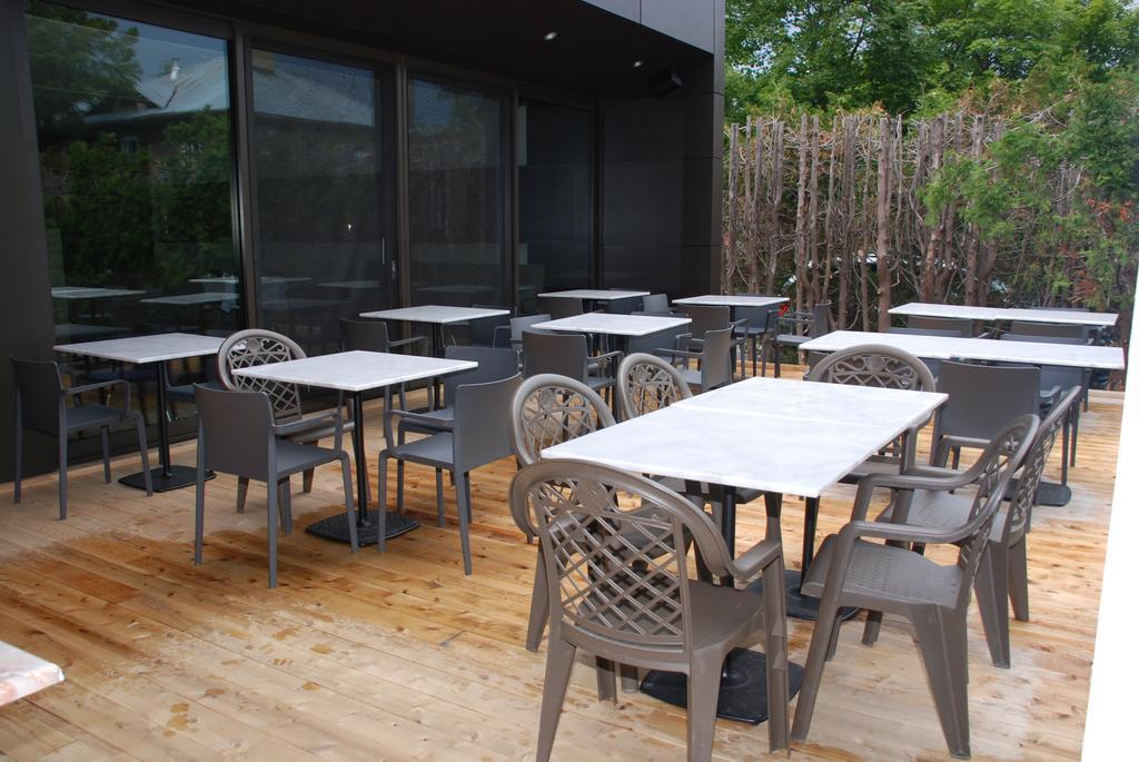 Chez Truchon Bistro-Auberge La Malbaie Luaran gambar