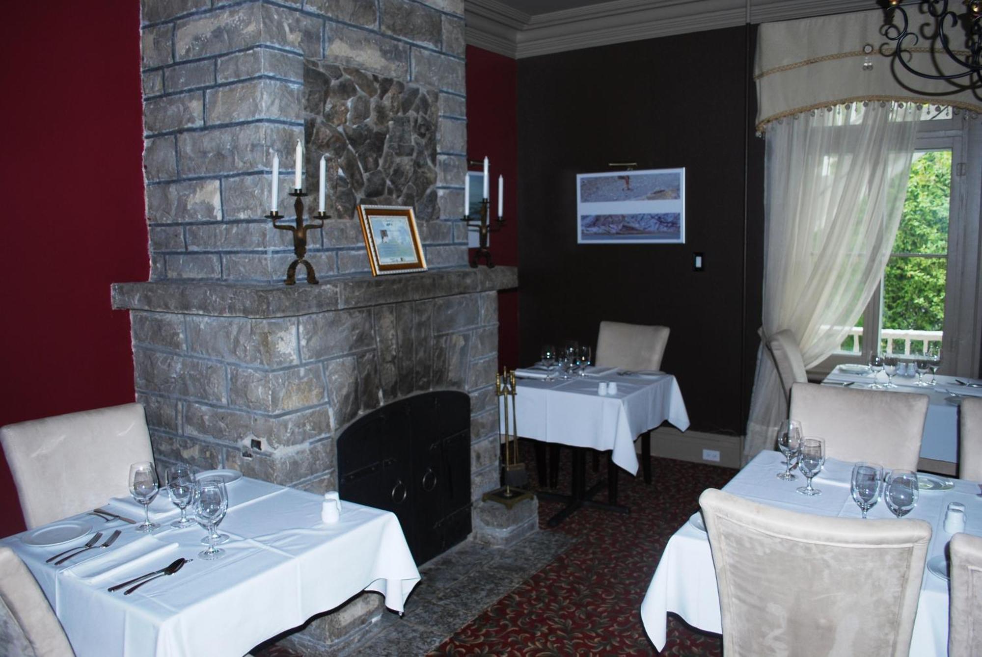 Chez Truchon Bistro-Auberge La Malbaie Luaran gambar
